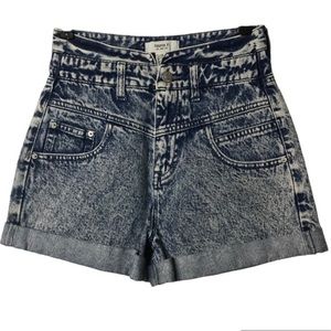 Forever 21 80’s Style Light Acid Wash High-Rise Denim Shorts Size 24